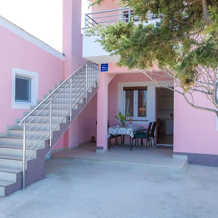 Apartmán Medini Veli Rat