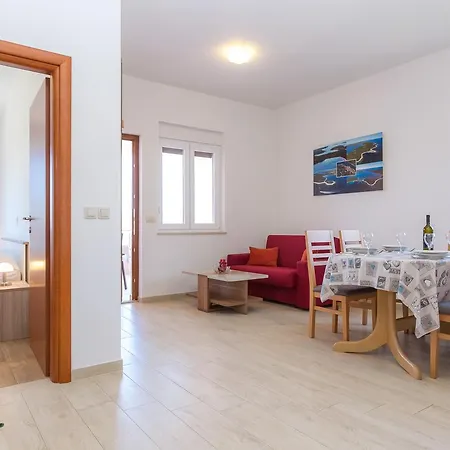 Apartmán Medini Veli Rat