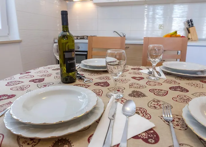 Apartment Medini Veli Rat