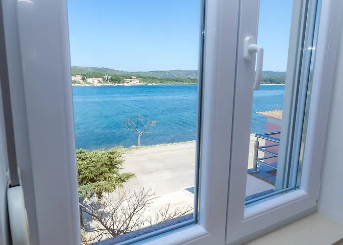 Apartment Medini Veli Rat