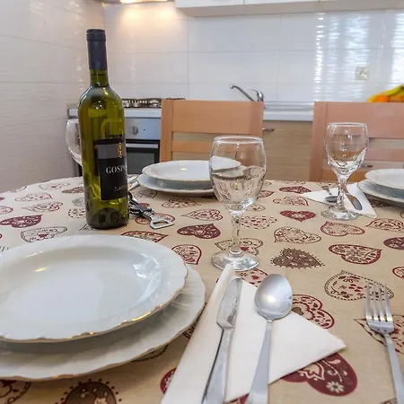 Apartamento Medini Veli Rat