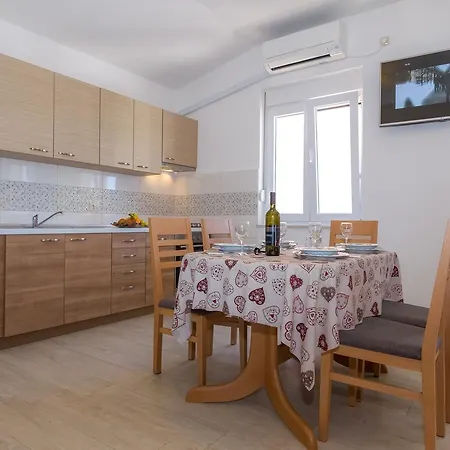 Medini Apartamento *