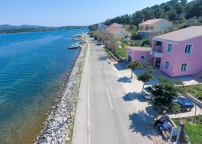 Διαμέρισμα Medini *