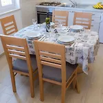 Lägenhet Medini *