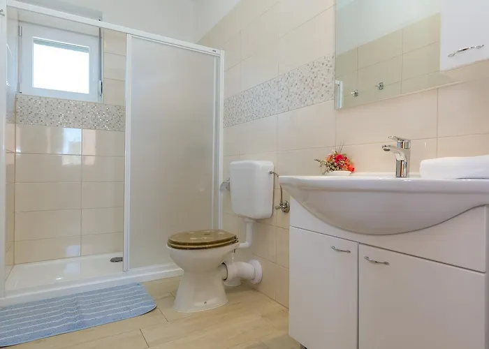 Апартаменты Medini Вели-Рат